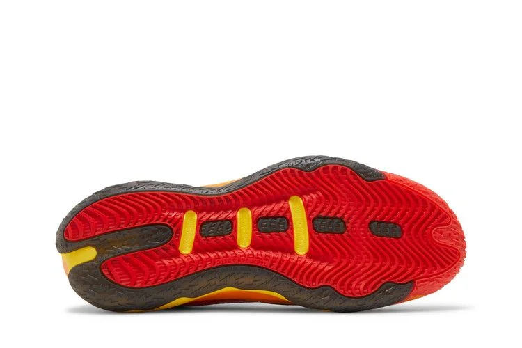 Кроссовки Pixar x adidas Dame 8 'Mr. Incredible'