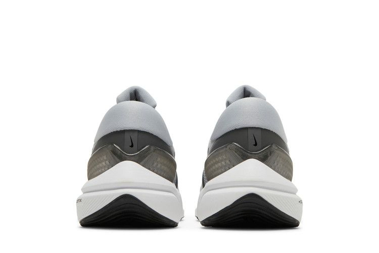 Кроссовки Nike Air Zoom Vomero 16 'Wolf Grey Light Crimson'