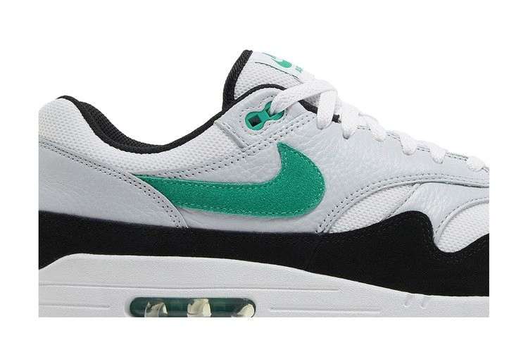 Кроссовки Nike Air Max 1 'Black Stadium Green'