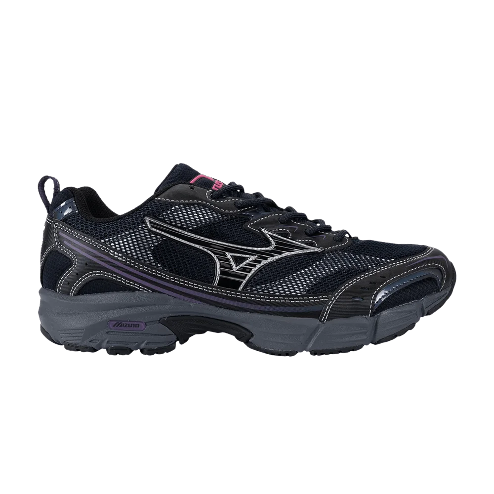 Krossovki-Mizuno-MXR-Black-Pink