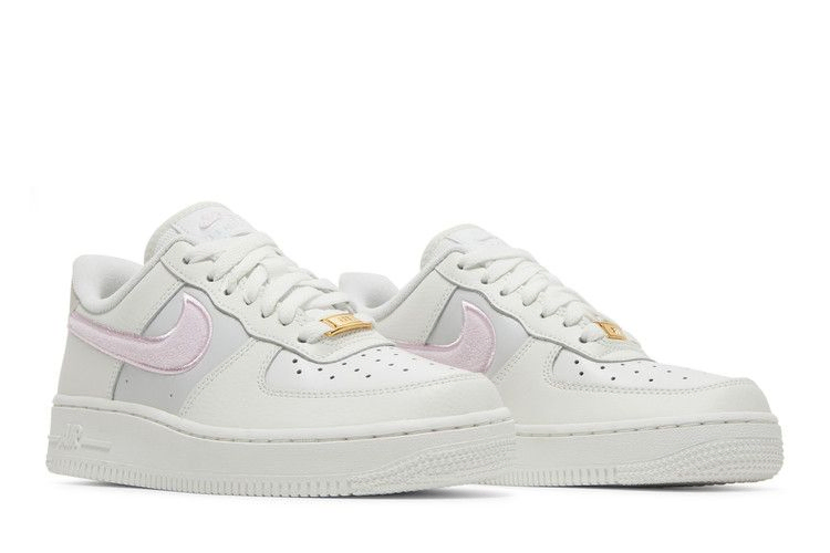 wmns-air-force-1-07-chenille-swoosh-dq0826-100_07