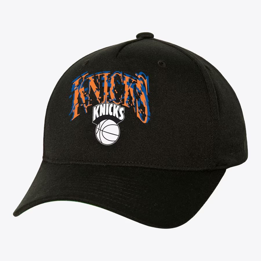 Mitchell-Ness-Black-New-York-Knicks-SUGA-x-NBA-Glitch-Snapback-Hat