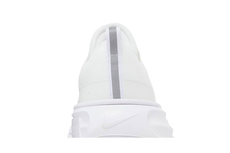 Кроссовки Nike ZoomX Invincible 3 Extra Wide 'White Photon Dust'