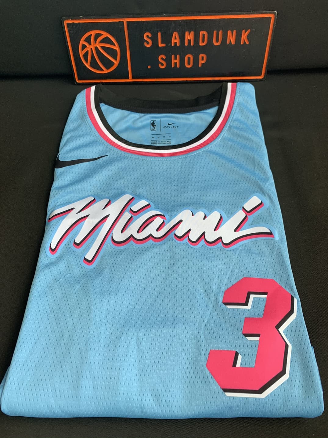 2019-20-Miami-Heat-Dwyane-Wade-3-Blue-Vice-Night-City-Edition-4