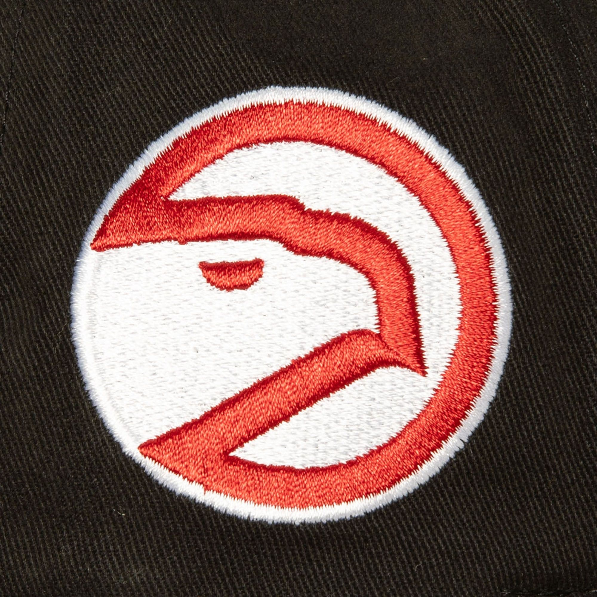 Mitchell-Ness-Brushed-Past-Ya-Pro-Snapback-HWC-Atlanta-Hawks-Hat-2