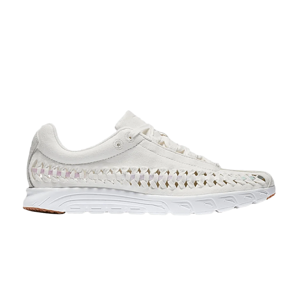 Krossovki-Nike-Wmns-Mayfly-Woven-Sail