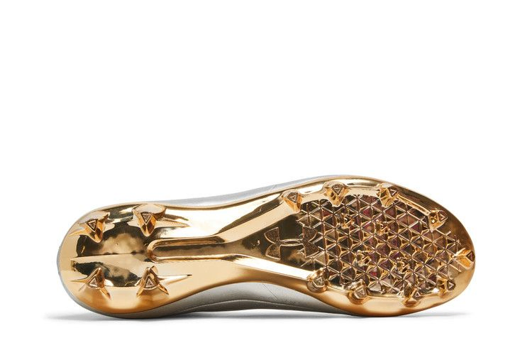 Кроссовки Under Armour Highlight MC LE 'Silver Gold'