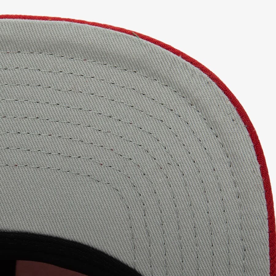 Бейсболка Mitchell & Ness Red Kansas City Chiefs Tapestry Snapback Hat