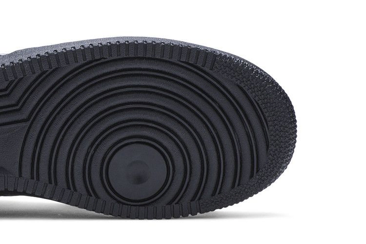 Кроссовки Nike Air Force 1 Low Retro QS 'Black White'