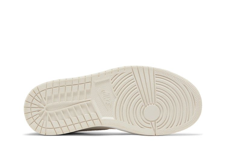 Кроссовки Wmns Air Jordan 1 Retro High Premium 'Phantom'