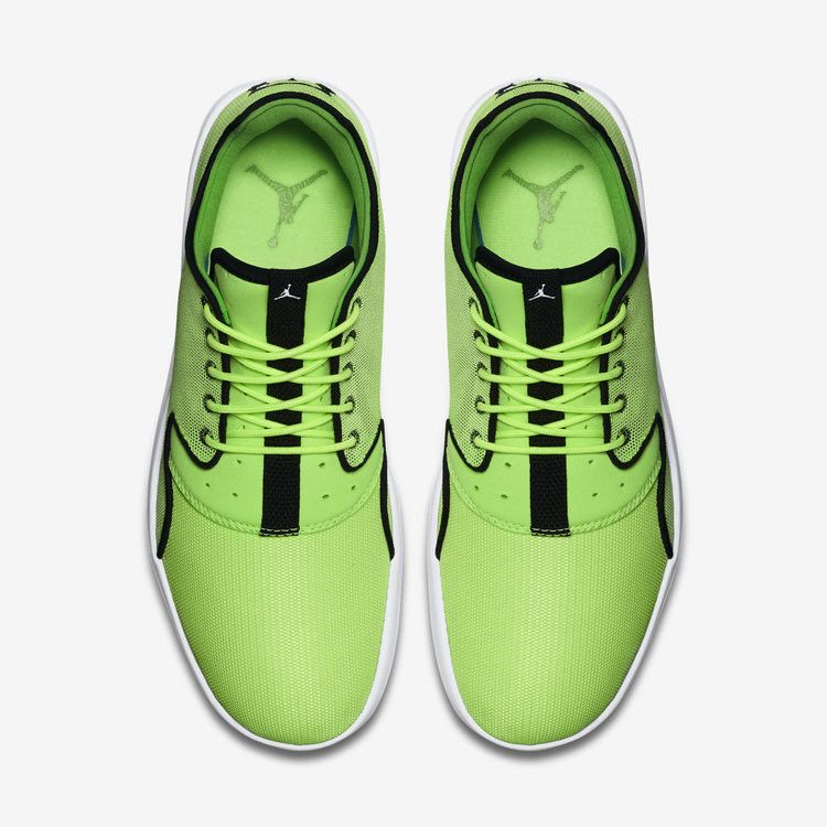 jordan-eclipse-men-s-shoe-724010-304_02