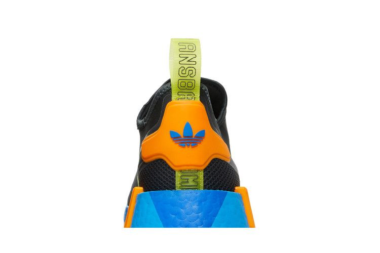 Кроссовки Adidas NMD_R1 Spectoo 'Black Multi'