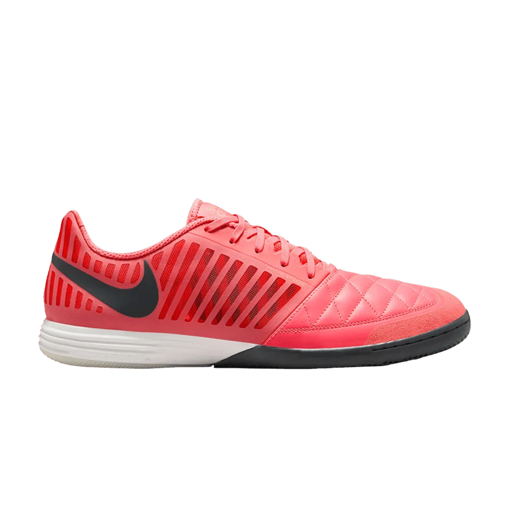 Krossovki-Nike-Lunar-Gato-2-IC-Apricot-Agate