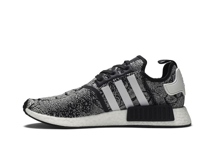 Кроссовки atmos x adidas NMD_R1 'G-SNK'
