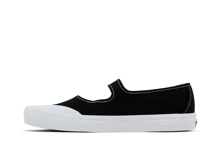 Кроссовки Vans Mary Jane 'Black True White'