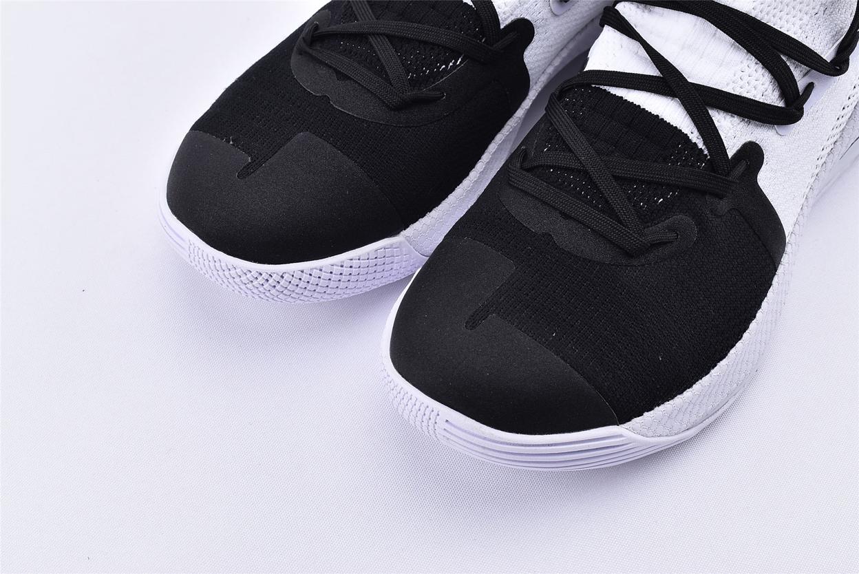 Кроссовки Under Armour Curry 6 Working on Excellence