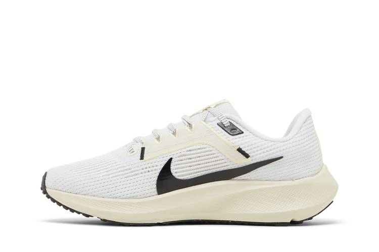 wmns-air-zoom-pegasus-40-white-coconut-milk-dv3854-100_02