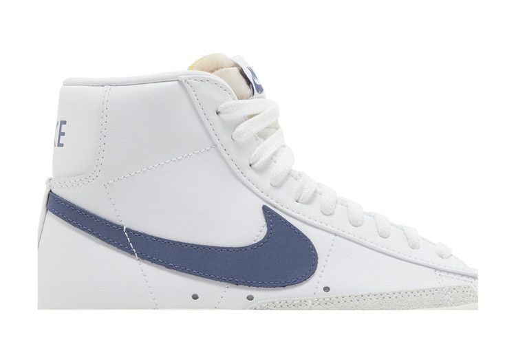 Кроссовки Nike Wmns Blazer Mid '77 'White Diffused Blue'