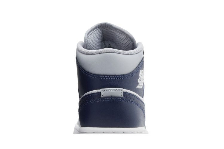 Кроссовки Air Jordan 1 Mid 'Wolf Grey Midnight Navy'