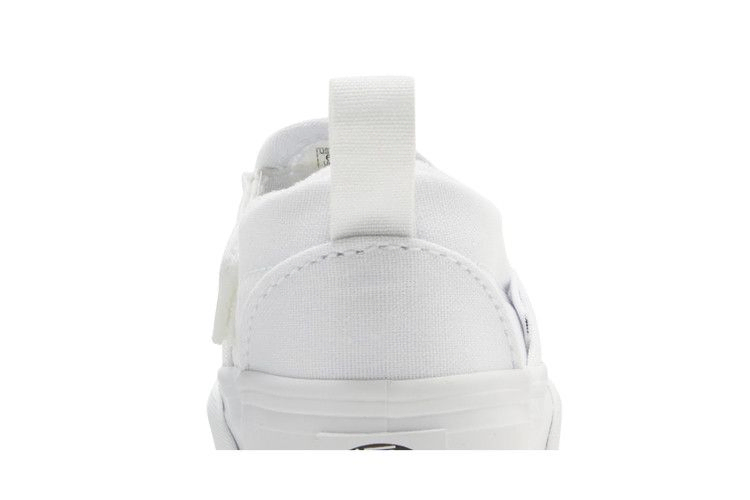 slip-on-v-toddler-triple-white-vn0a3488qlz_06