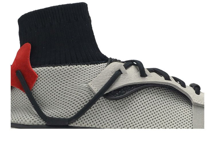 alexander-wang-x-aw-run-solid-grey-cm7826_01