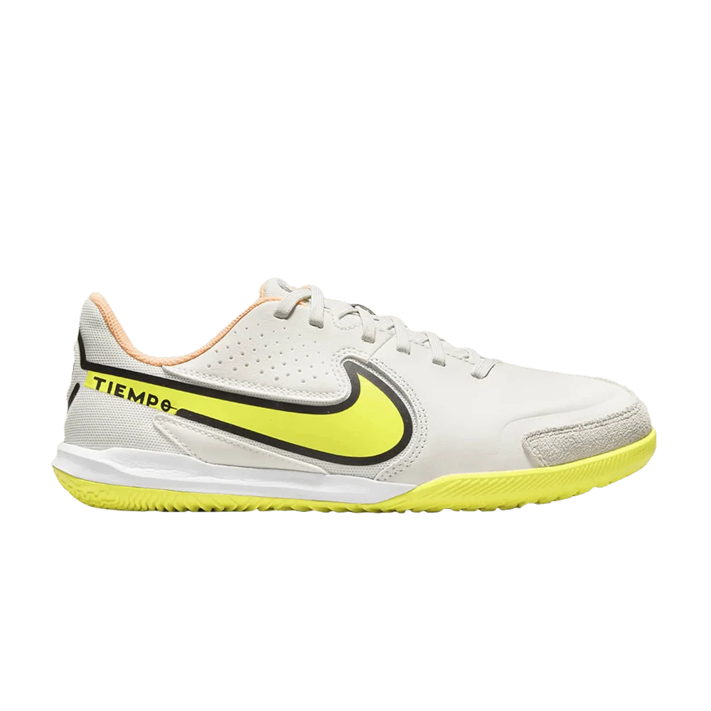 Кроссовки Nike Tiempo Legend 9 Academy IC GS 'Phantom Yellow Strike'