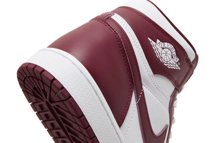 Krossovki-Air-Jordan-1-Retro-High-OG-Artisanal-Red-8