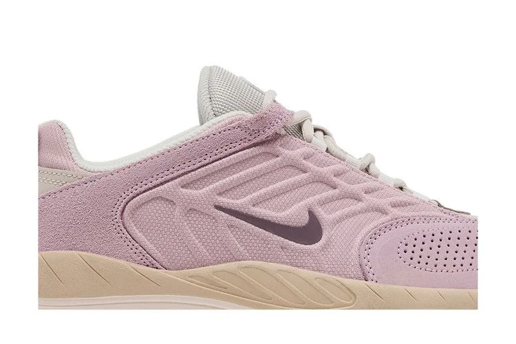 Krossovki-Nike-Vertebrae-SB-Pink-Foam-1