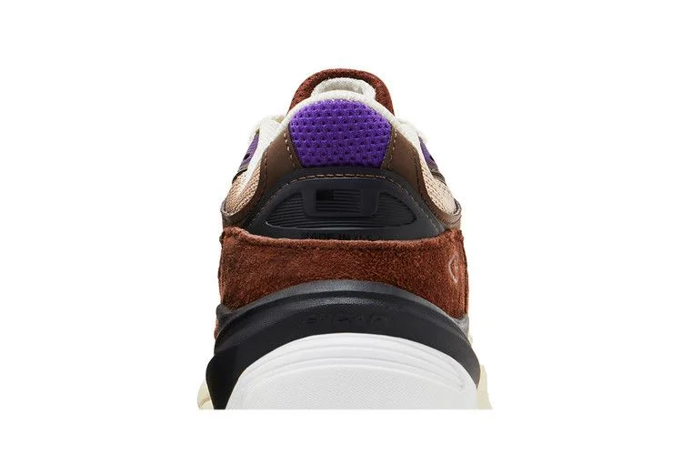 Krossovki-New-Balance-990v6-Made-in-USA-Rich-Oak-Cosmic-Grape-6