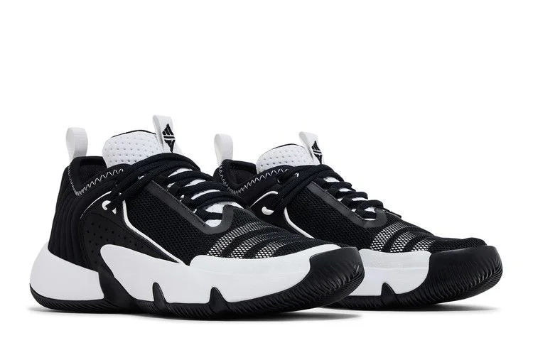 Krossovki-Adidas-Trae-Unlimited-Big-Kid-Black-White-7