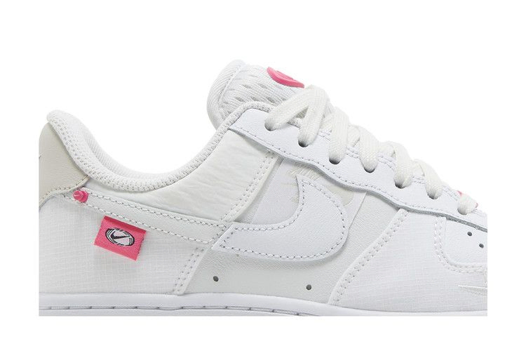 Кроссовки Nike Wmns Air Force 1 '07 LX 'Pink Bling'