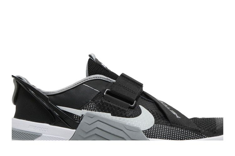 Кроссовки Nike Metcon 7 FlyEase 'Black Particle Grey'