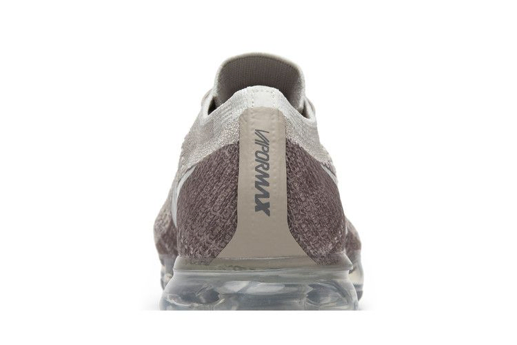 wmns-air-vapormax-string-849557-202_06