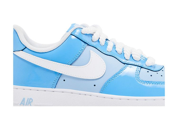 Кроссовки Nike Air Force 1 '07 LV8 'Psychic Blue Patent'