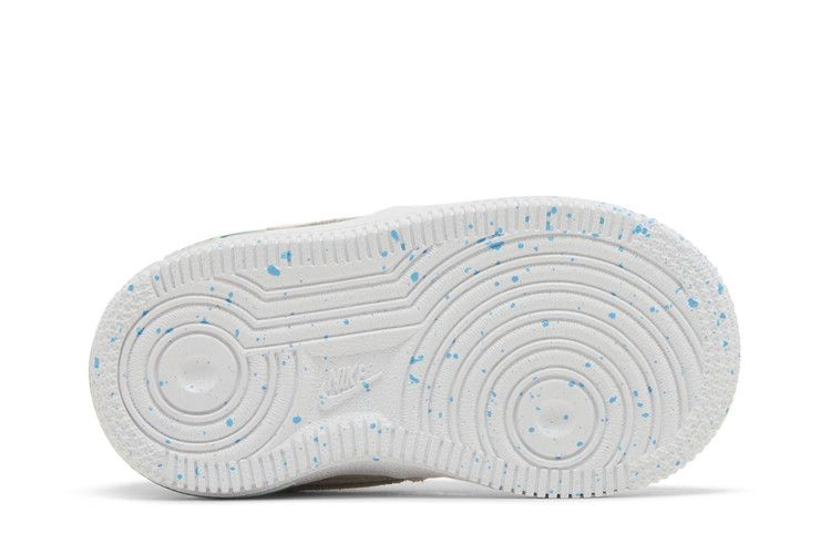 force-1-lv8-td-holiday-cookies-fq8352-110_03