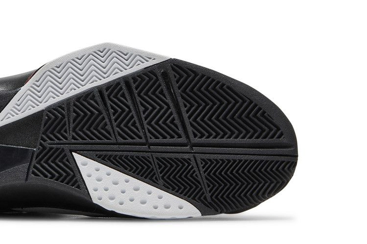 Кроссовки Air Jordan True Flight 'Black Red Grey'