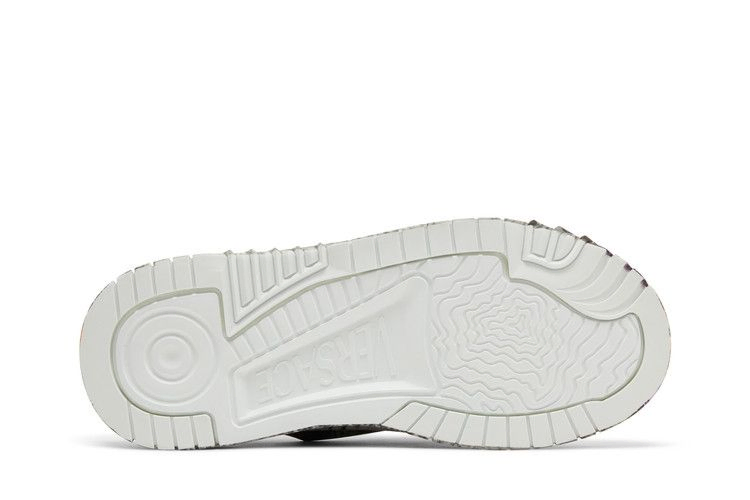 versace-odissea-caged-rubber-medusa-sneaker-grey-orange-python-1004524-1a06835-5e210_03