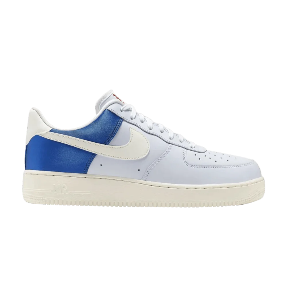 Krossovki-Nike-Air-Force-1-Low-City-Pride-Toronto