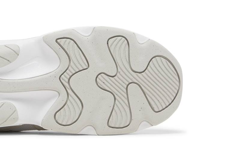 Кроссовки Nike Tech Hera 'Photon Dust White'