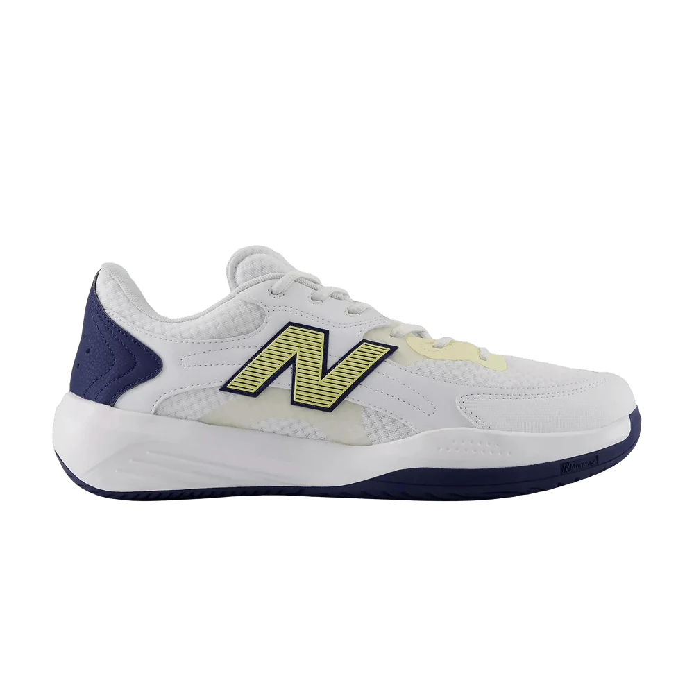 Krossovki-New-Balance-696v7-White-Enoki