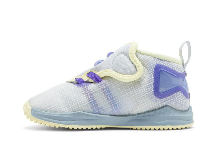 Кроссовки Nike LeBron 19 TD 'Easter'