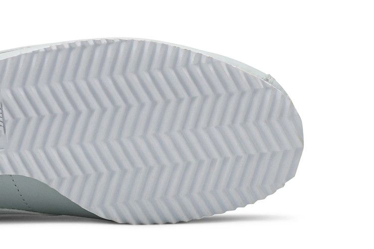 Кроссовки Nike Wmns Classic Cortez 'Pure Platinum'