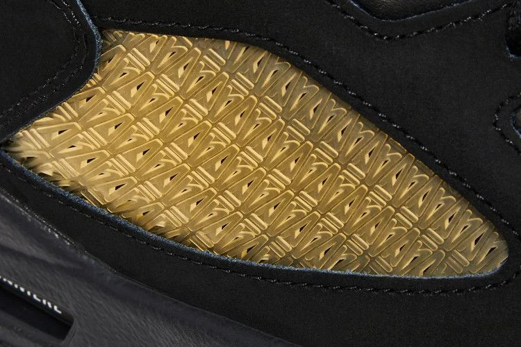 Krossovki-A-Ma-Maniere-x-Air-Jordan-5-Retro-Dusk-9