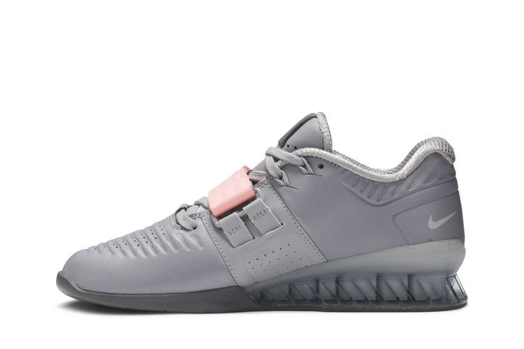 Кроссовки Nike Romaleos 3 XD 'Atmosphere Grey Pink Tint'