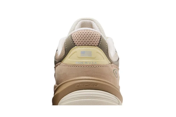 Кроссовки Teddy Santis x New Balance 990v6 Made in USA 'Driftwood Timberwolf'