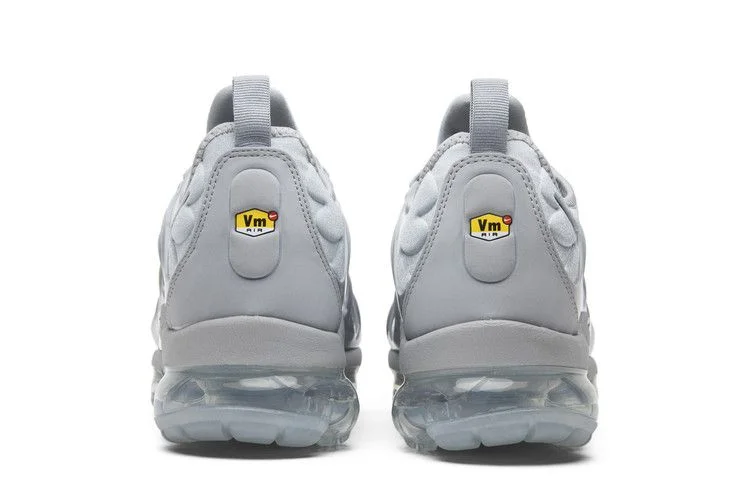 Кроссовки Nike Air VaporMax Plus 'Wolf Grey' 2018