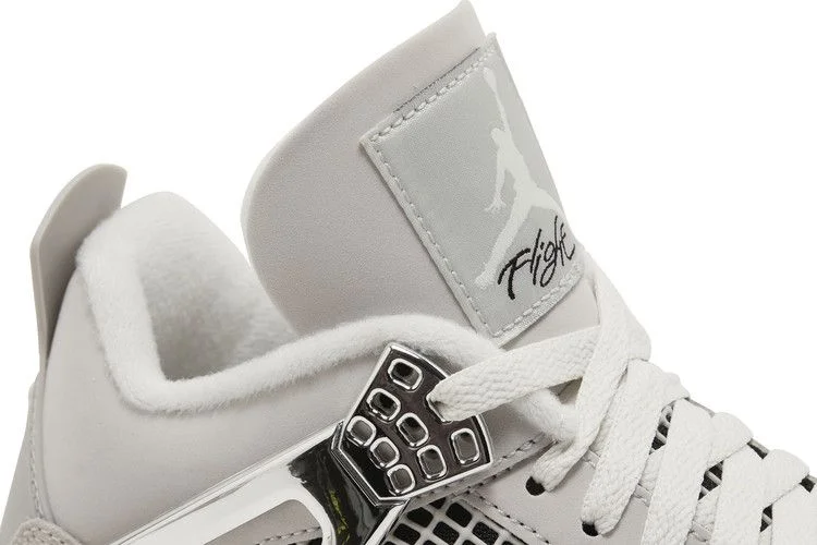 Krossovki-Wmns-Air-Jordan-4-Retro-Frozen-Moments-8