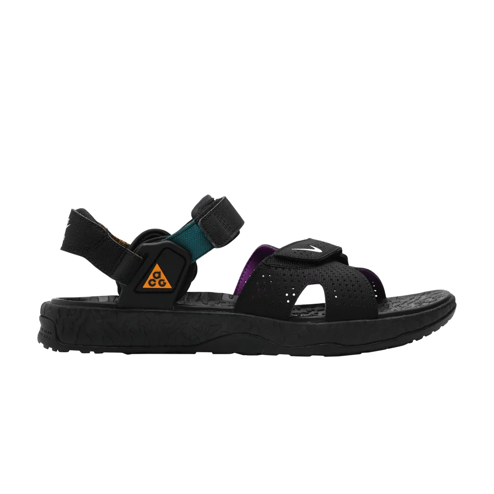 Nike-ACG-Air-Deschutz-Black-Vivid-Purple