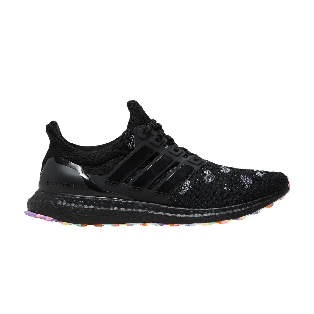 Krossovki-adidas-UltraBoost-1.0-Valentines-Day