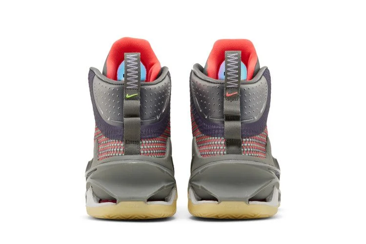 Krossovki-Nike-Air-Zoom-GT-Jump-Chaos-5